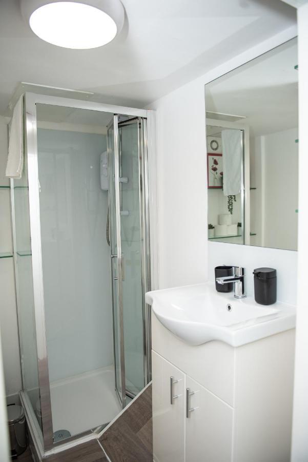 Small But Cozy Studio, Great Tube Connection Londra Dış mekan fotoğraf